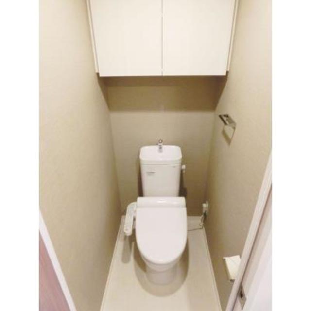 トイレ　※写真は同タイプ住戸です。