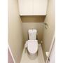 トイレ　※写真は同タイプ住戸です。