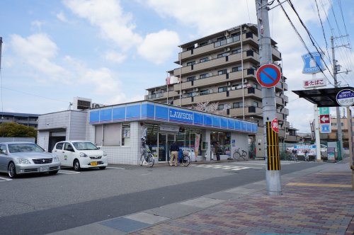 コンビニ　ローソン伊丹池尻店（コンビニ）まで580m