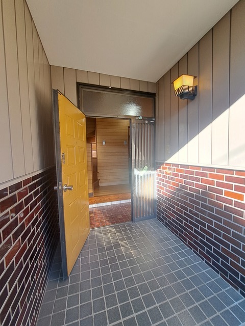 玄関　玄関ポーチ