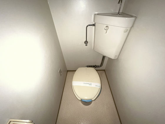 トイレ　※別の部屋の写真です