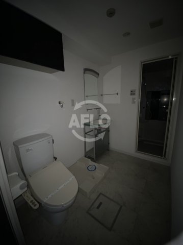 トイレ　インボイス難波南レジデンス　トイレ