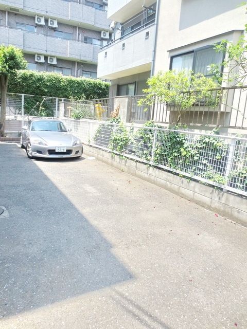 駐車場　★駐車場スペース★