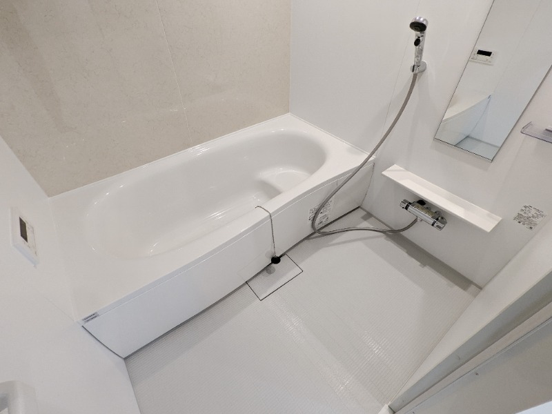 バス・シャワールーム　図面と現状に相違がある場合には現状を優先