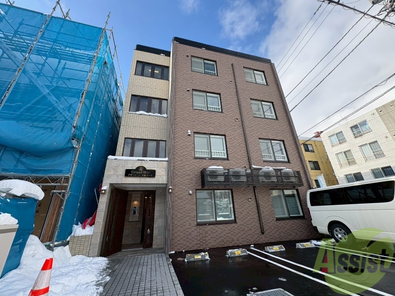 建物外観　札幌市中央区南十三条西「グランメール中島パーク」