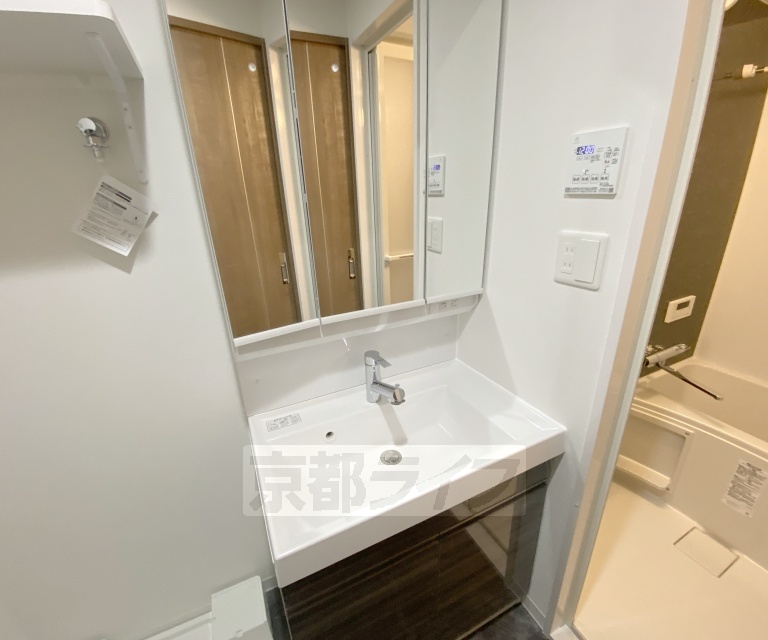 洗面設備　独立洗面台