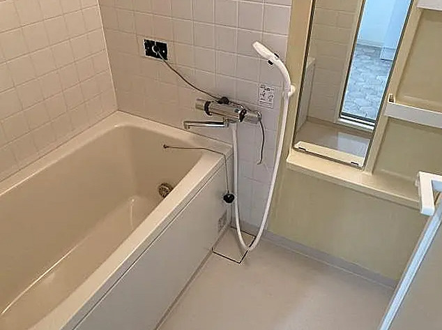 バス・シャワールーム