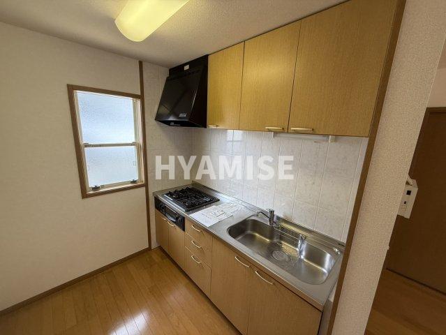 キッチン　※室内画像は別号室のもの