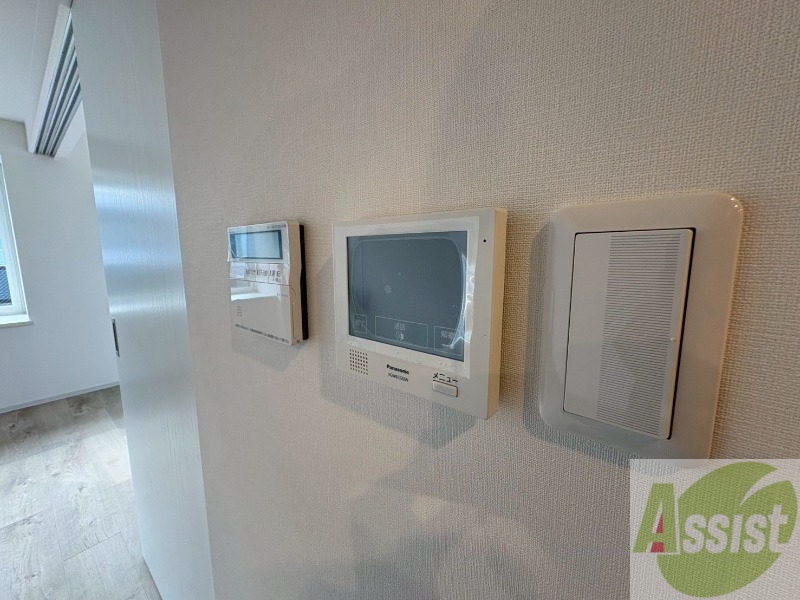 セキュリティ　モニタ付インターホンでセキュリティ面も安心です。