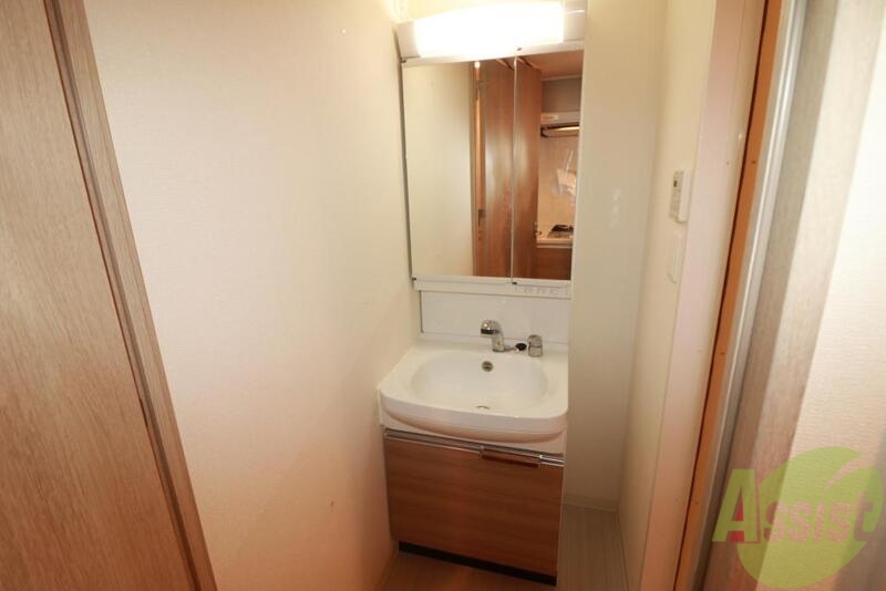 洗面設備　もちろん独立洗面台ですよ。