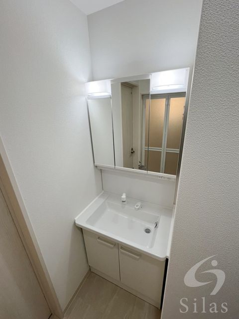 洗面設備　同仕様