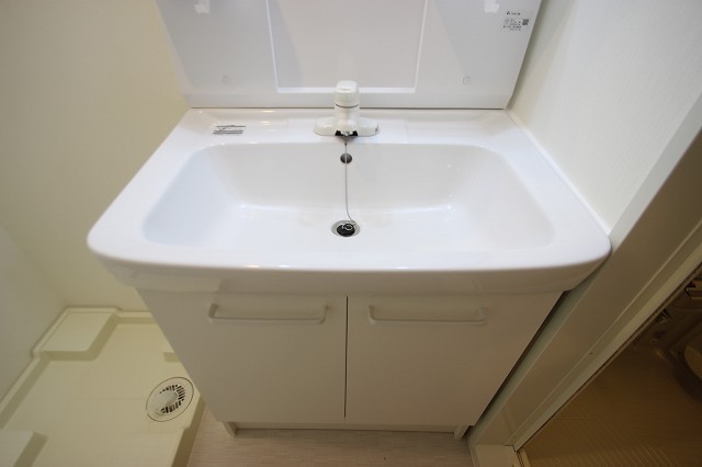 洗面設備　同物件別号室の写真です。