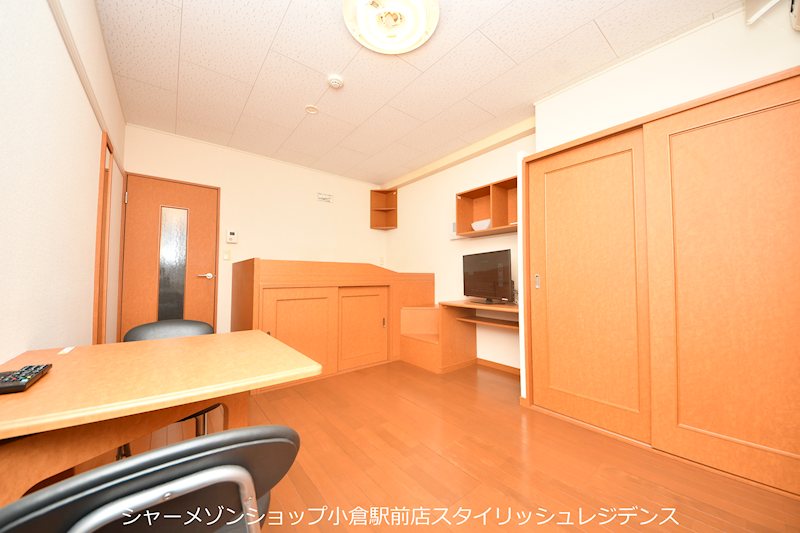 バルコニー　現況と異なる場合は現況を優先します