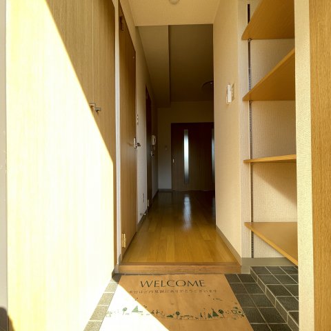 玄関　同仕様タイプです