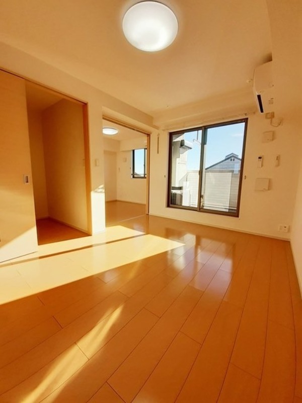 居室・リビング　図面と現状に相違がある場合には現状を優先