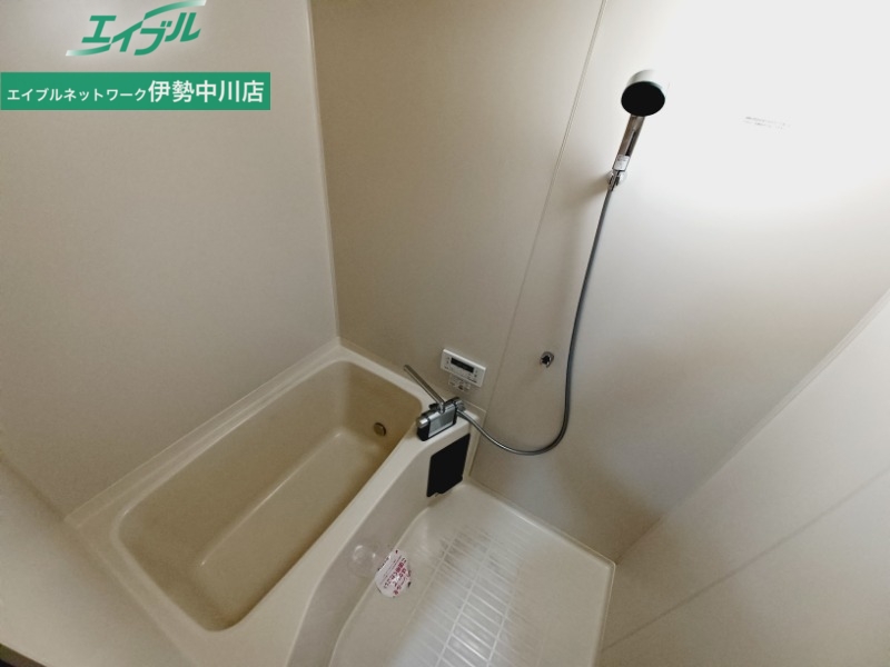 バス・シャワールーム　別部屋反転タイプ