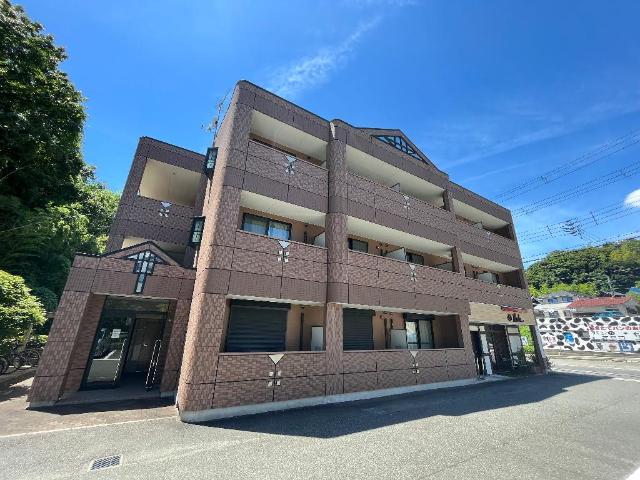 エントランス　外観写真（昼）