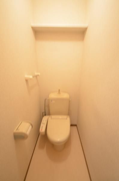 トイレ　★お部屋探しは株式会社タウンハウジング東京まで★