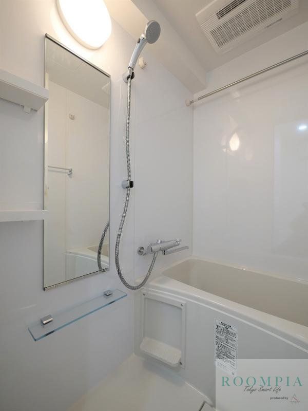 バス・シャワールーム　室内