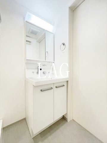 洗面設備　洗面台です。