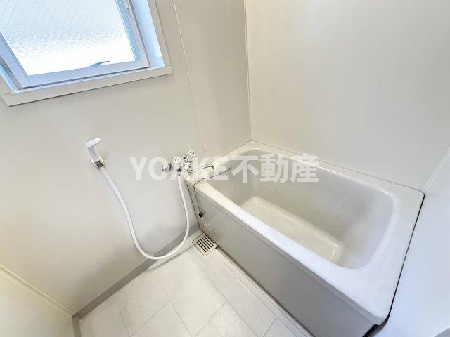 バス・シャワールーム　画像は別部屋ものです。現況と相違がある場合、現況優先。