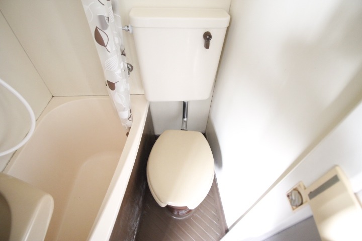 トイレ　※他部屋参考写真