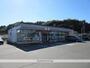 コンビニ　セブンイレブン人吉西間上町店（コンビニ）まで650m