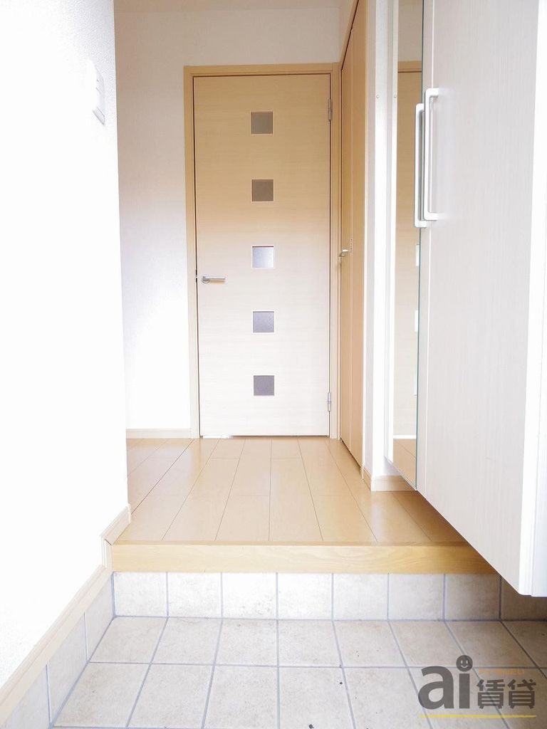 玄関　※写真同仕様※