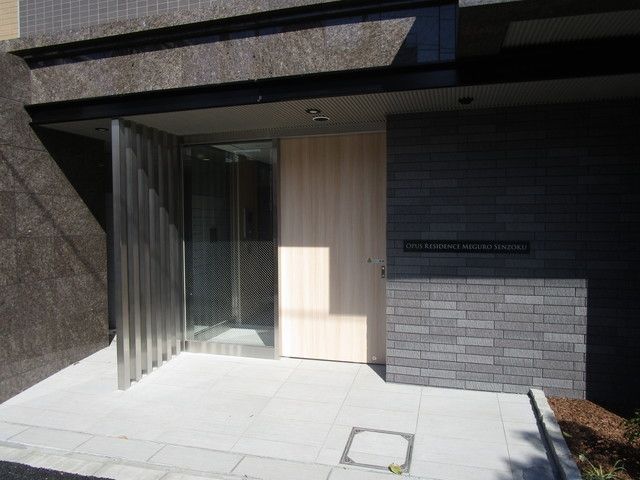 エントランス　★エントランス★