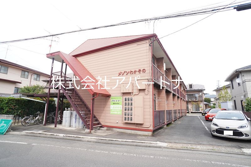 建物外観　周辺は閑静な立地です♪