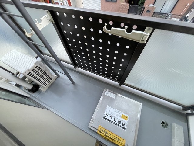 バルコニー　お洗濯にも便利なバルコニー付き