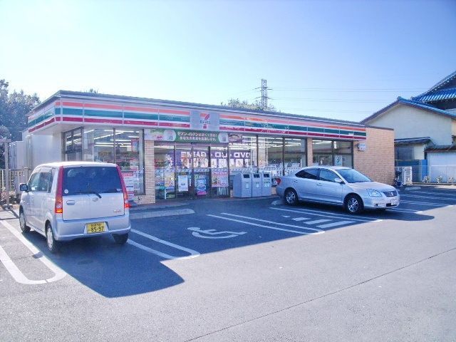 コンビニ　セブンイレブン船橋二和東店（コンビニ）まで286m