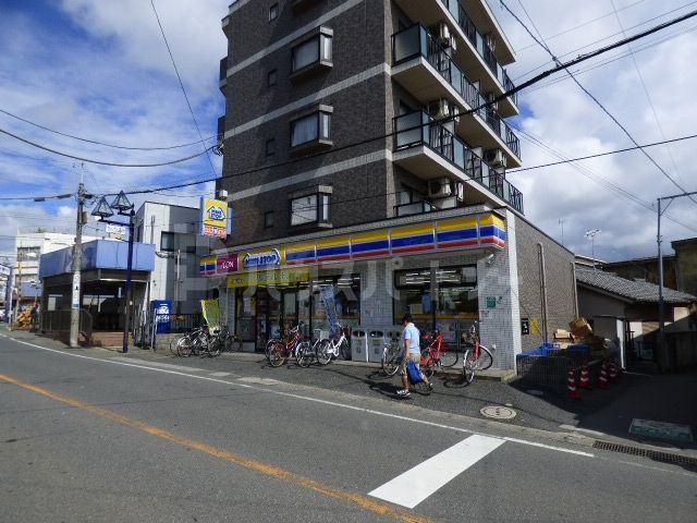 コンビニ　ミニストップ京成稲毛駅前店（コンビニ）まで580m