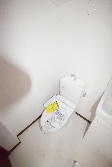 トイレ　★★温水洗浄便座★★