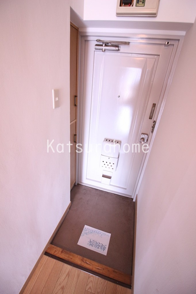 玄関　同タイプ室内写真