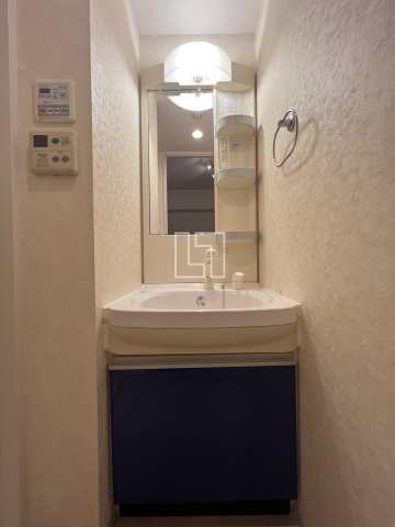 洗面設備　プレサンス難波南アーバニッシュ　独立洗面台