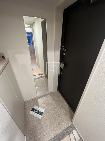 玄関　プレサンス難波南アーバニッシュ　玄関