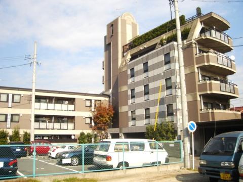 建物外観　外観写真（昼）