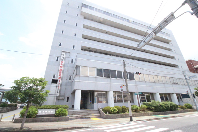 役所　直方市役所（役所）まで500m
