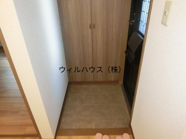 玄関　シューズボックスあり！