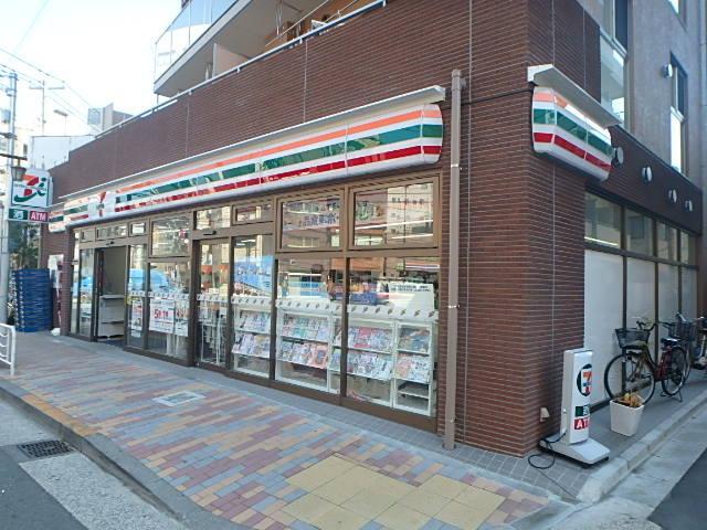 コンビニ　セブンイレブン 江東門前仲町1丁目店（コンビニ）まで26m
