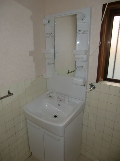 洗面設備　洗面台です。