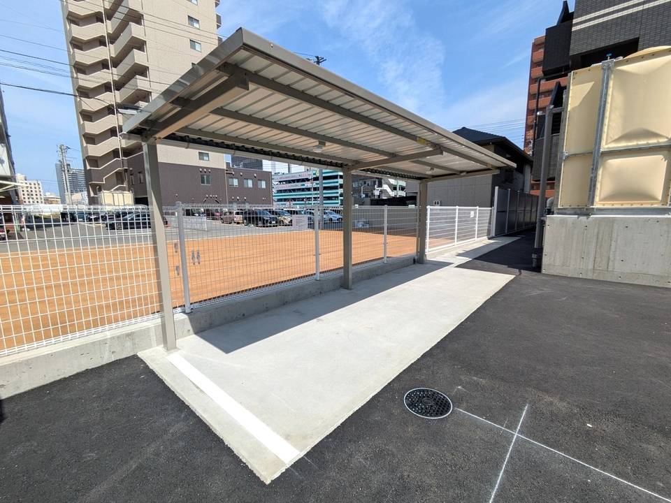 駐車場　駐輪場