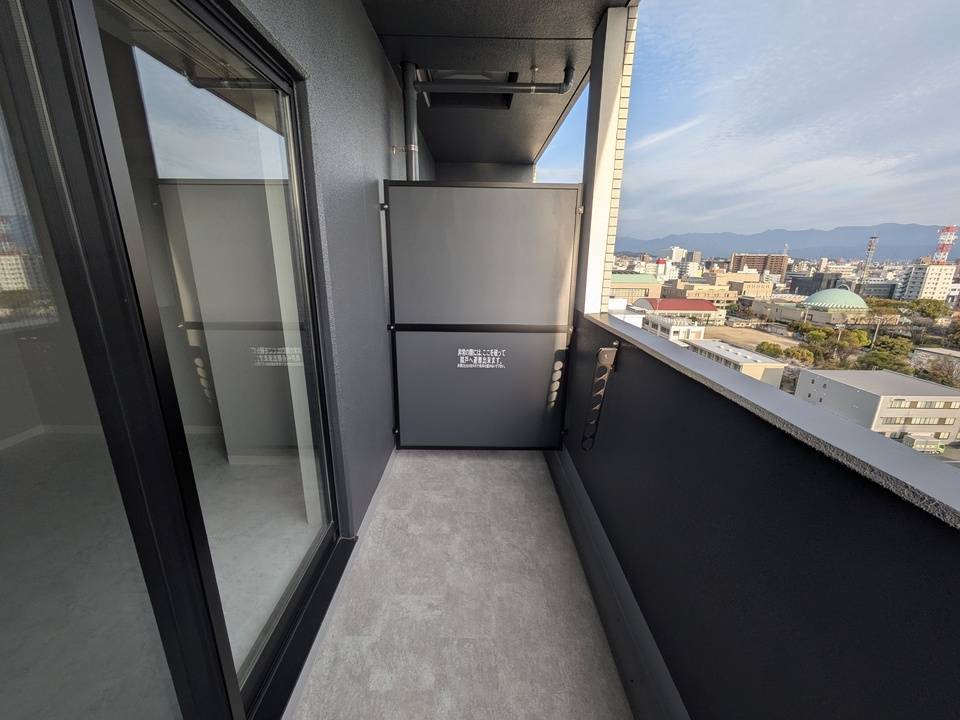 バルコニー　バルコニー