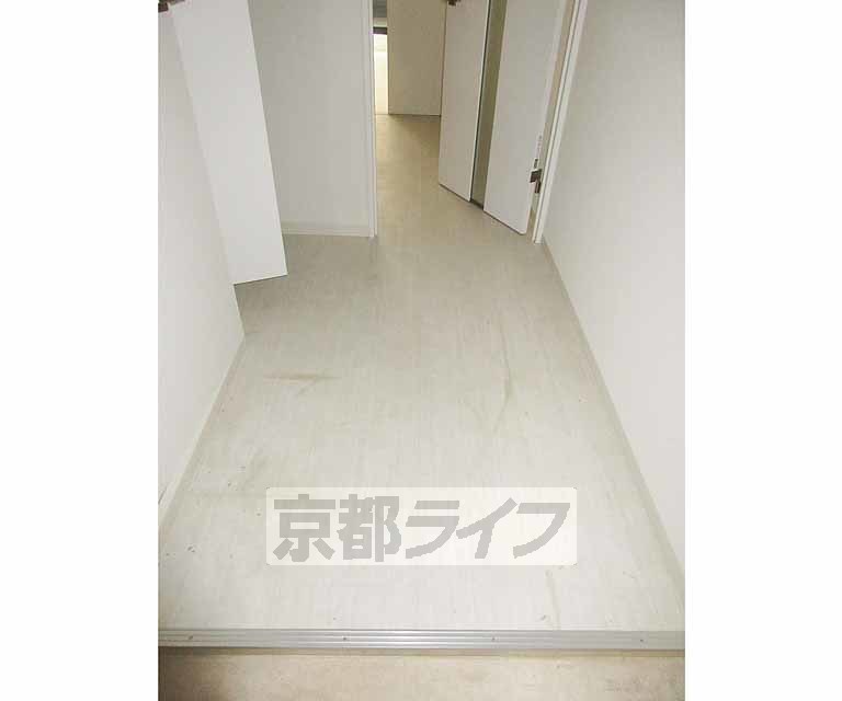 その他部屋・スペース　玄関入ってすぐの廊下です・