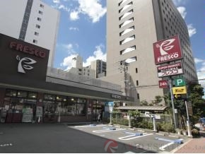 スーパー　フレスコ江坂店（スーパー）まで353m