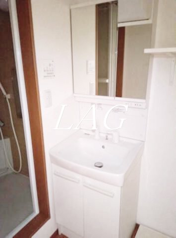 洗面設備　洗面台です。