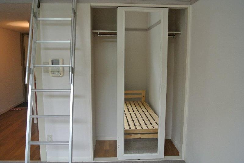 収納　クローゼット