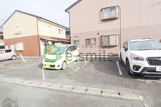 駐車場　カースペースがあります
