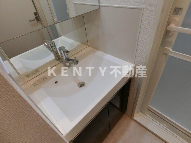 洗面設備　脱衣スペースもあります